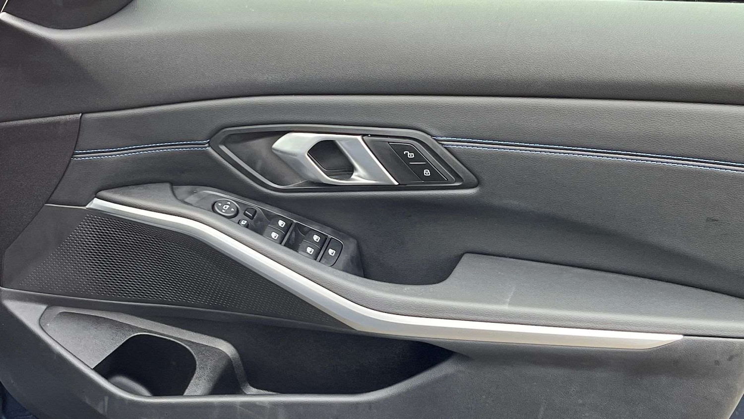 Used BMW 3 Series 2025 for sale - 76501916: Photo 27