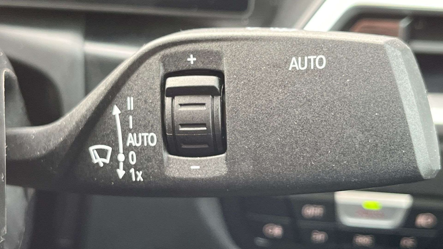 Used BMW 3 Series 2025 for sale - 76501916: Photo 30