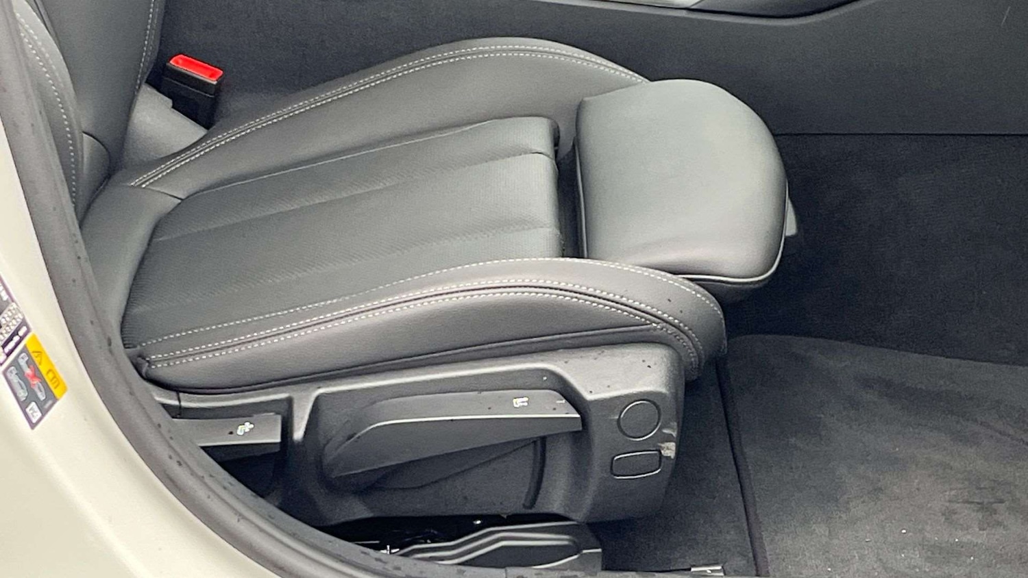 Used BMW 3 Series 2025 for sale - 76339679: Photo 28