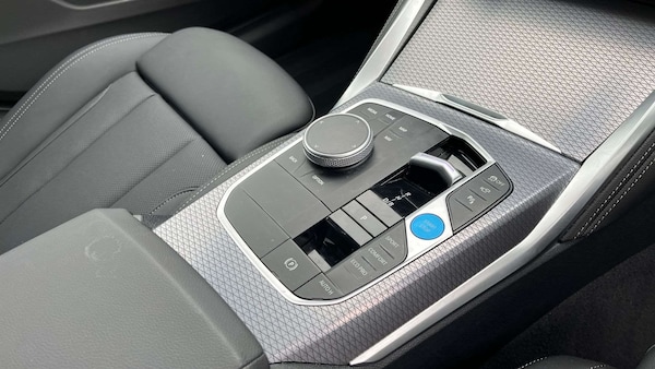 Used BMW i4 2025 for sale - 76218283: Photo 12