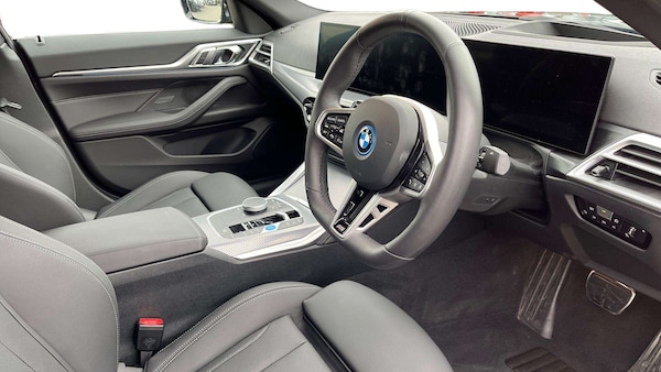 Used BMW i4 2025 for sale - 76218283: Photo 8