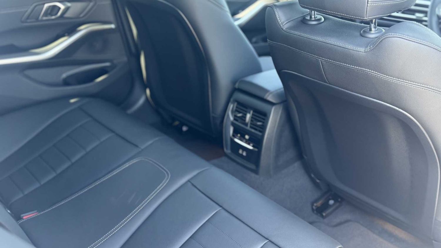 Used BMW 3 Series 2025 for sale - 76501740: Photo 27