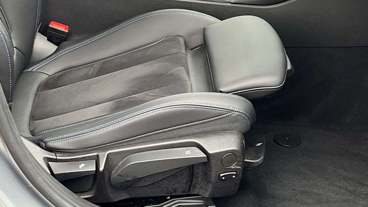 Used BMW 3 Series for sale - 77472612: Photo 28