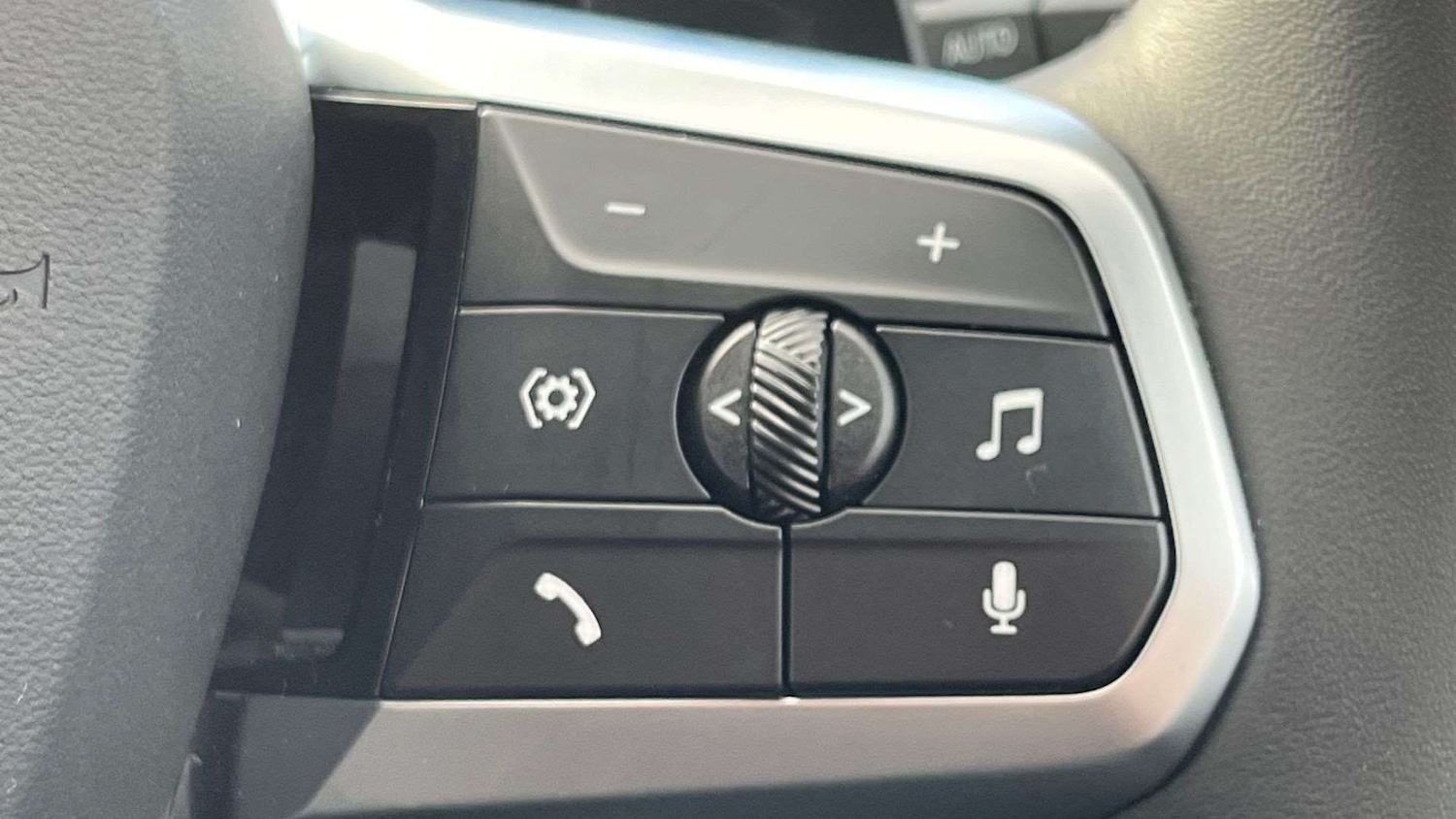 Used BMW 1 Series 2025 for sale - 77011073: Photo 23