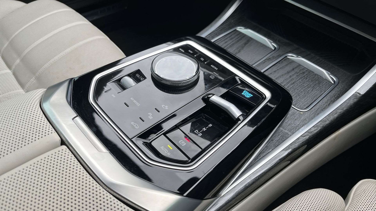 Used BMW i7 2024 for sale - 77472469: Photo 12