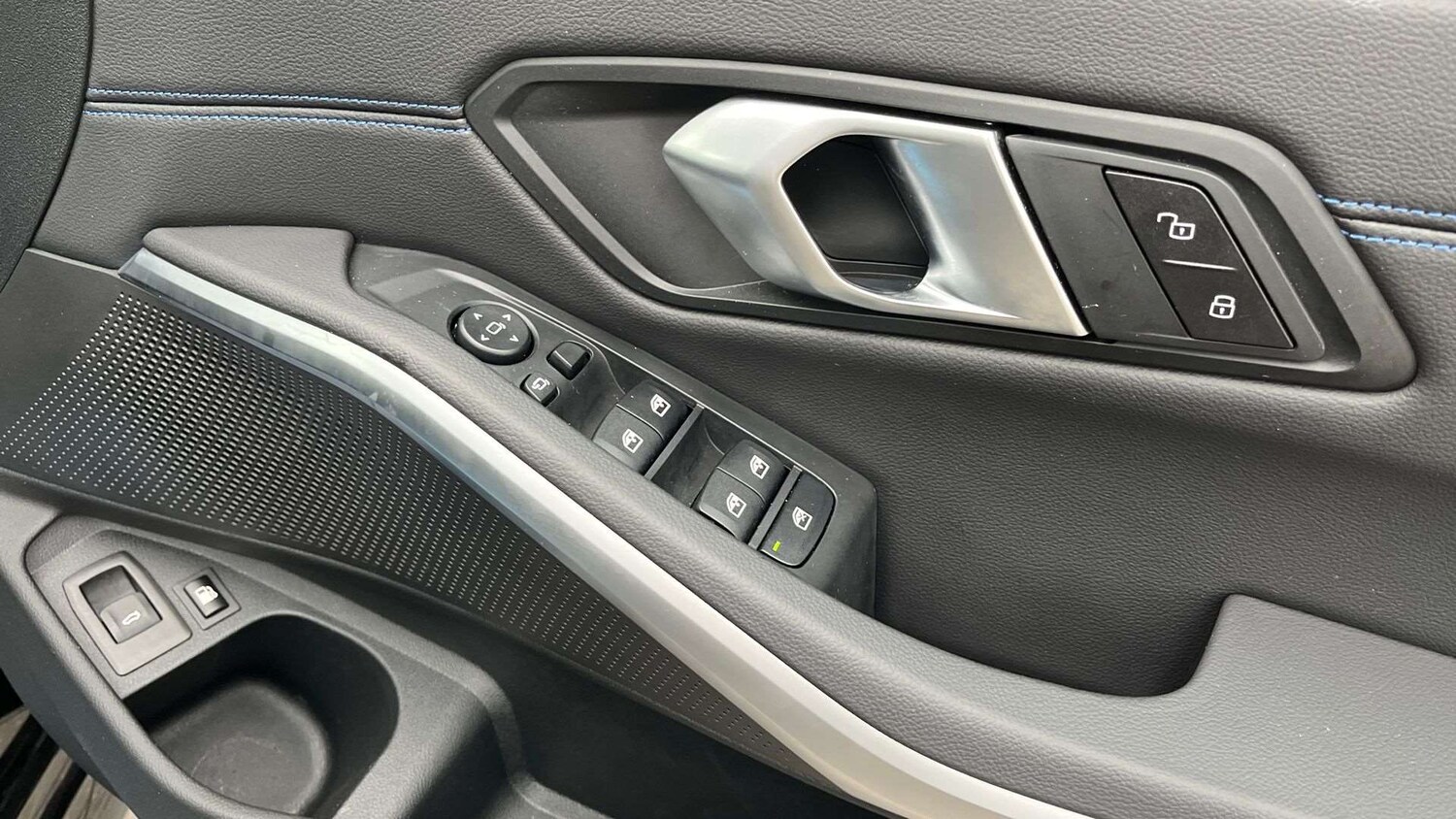 Used BMW 3 Series 2025 for sale - 76156308: Photo 27