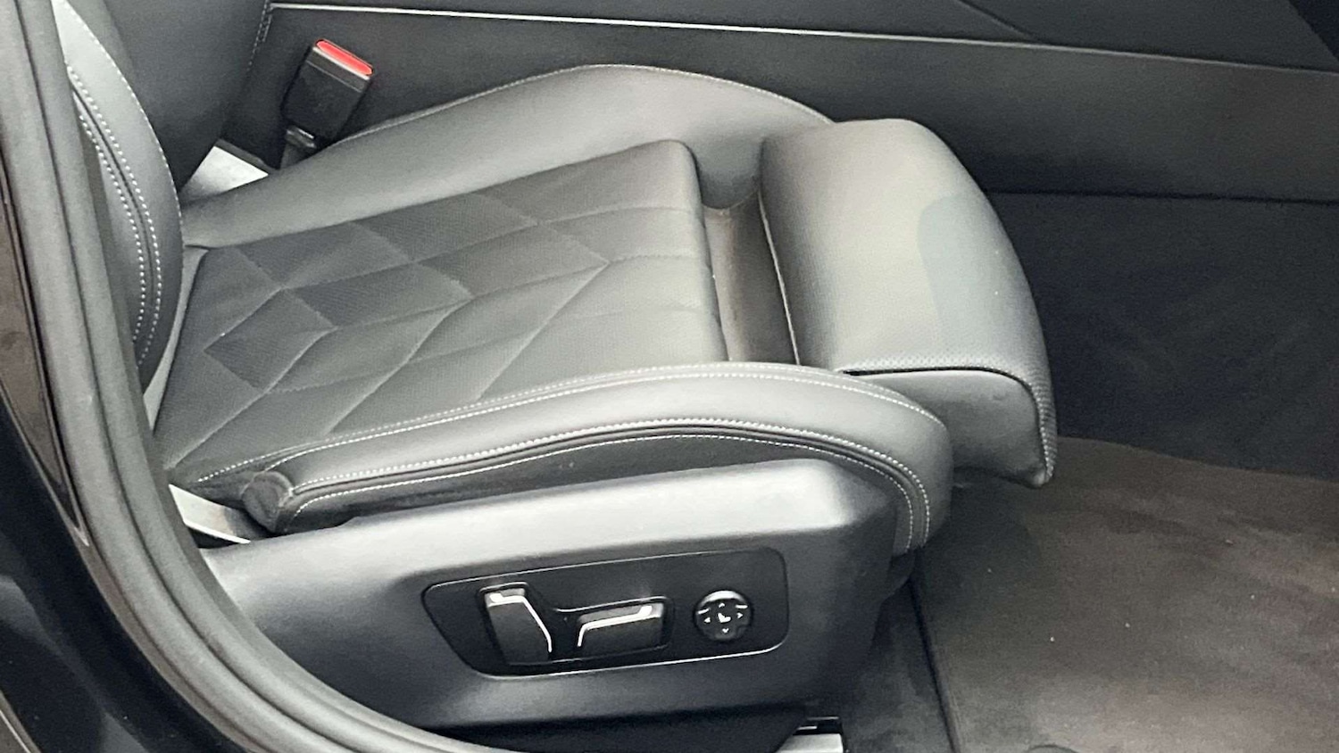 Used BMW 5 Series 2023 for sale - 77361483: Photo 28