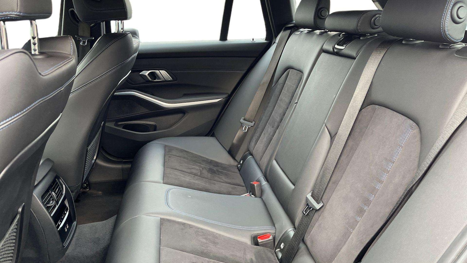 Used BMW 3 Series 2022 for sale - 77233082: Photo 14