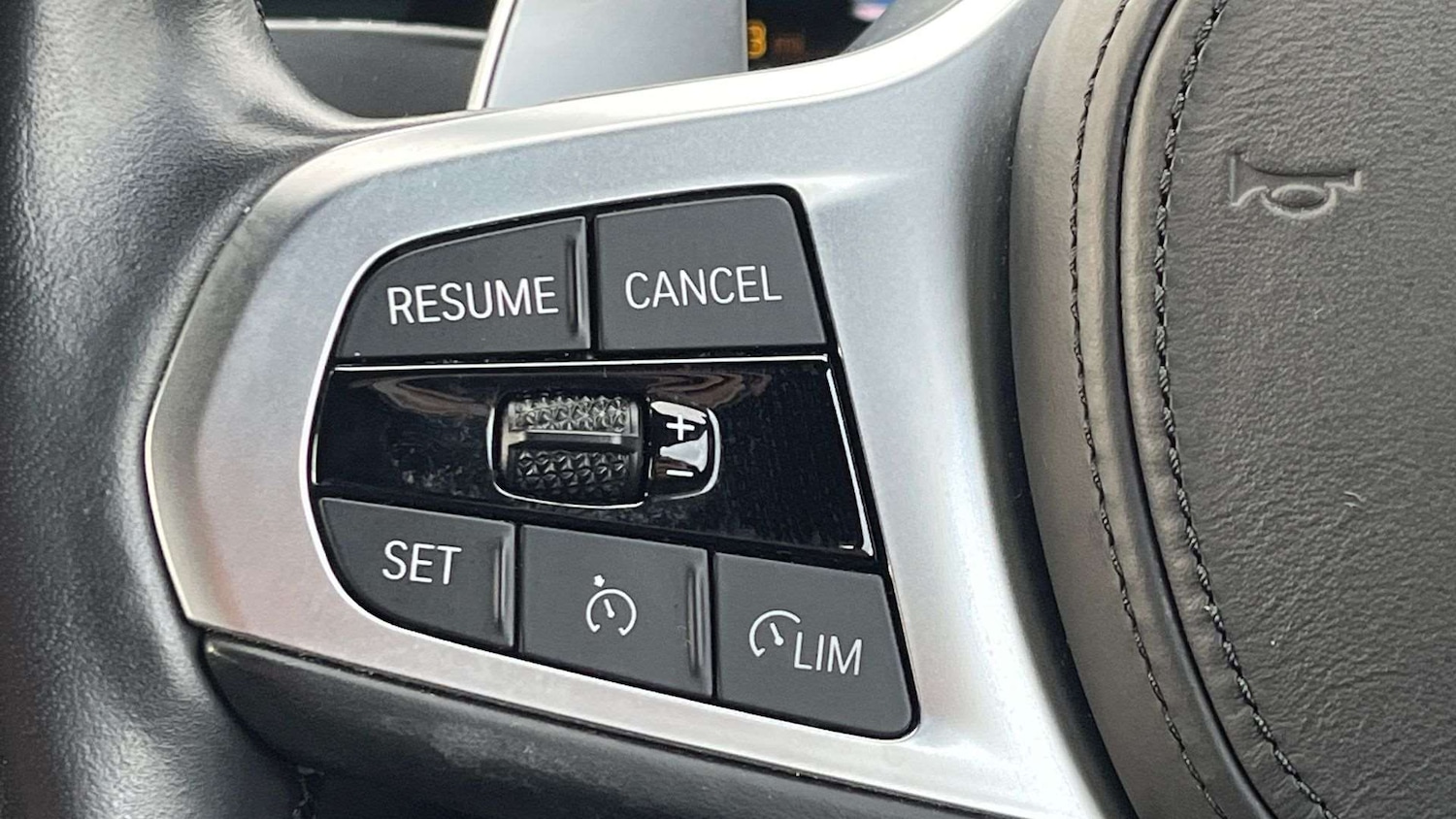 Used BMW 3 Series 2022 for sale - 77233082: Photo 22