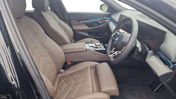 Used BMW i5 2025 for sale - 76016125: Photo 13