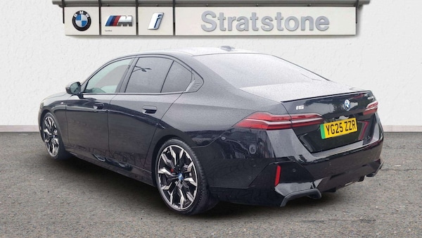 Used BMW i5 2025 for sale - 76016125: Photo 2