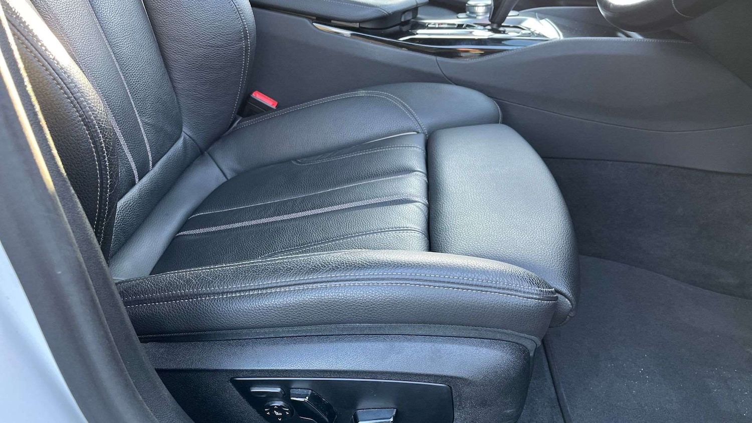 Used BMW 5 Series 2022 for sale - 77123472: Photo 28