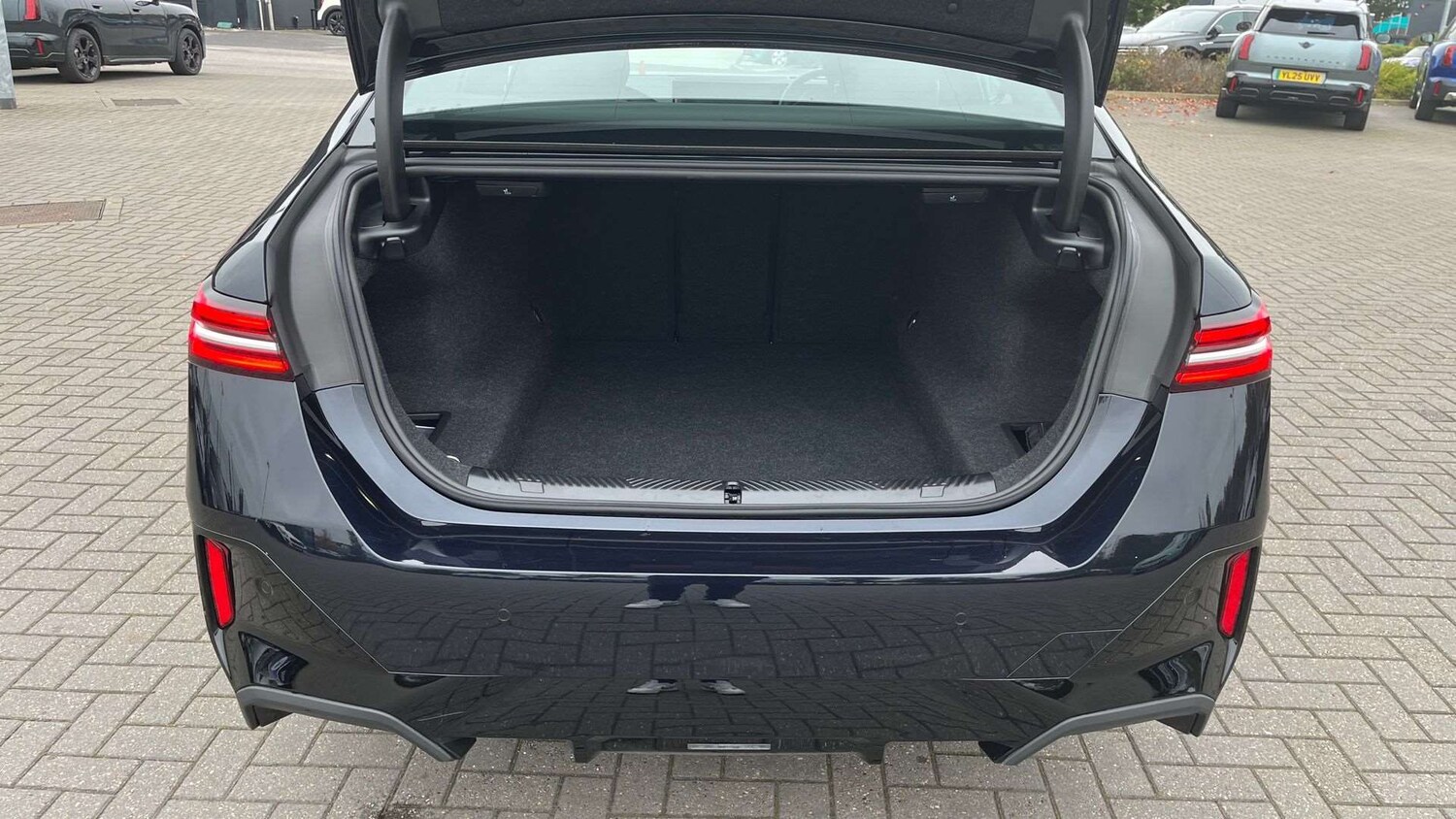 Used BMW 5 Series 2025 for sale - 76176910: Photo 15