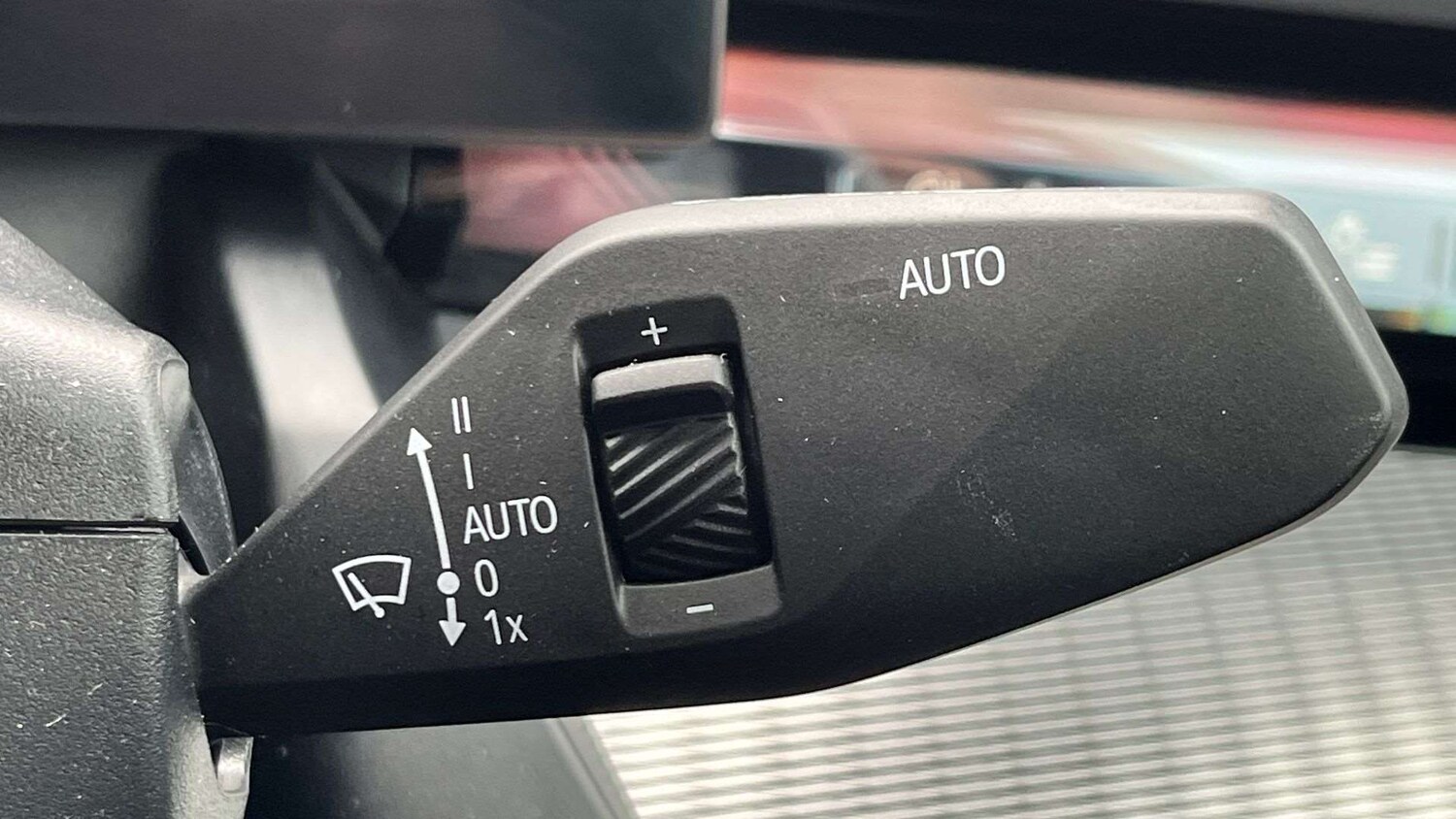 Used BMW 5 Series 2025 for sale - 76176910: Photo 30