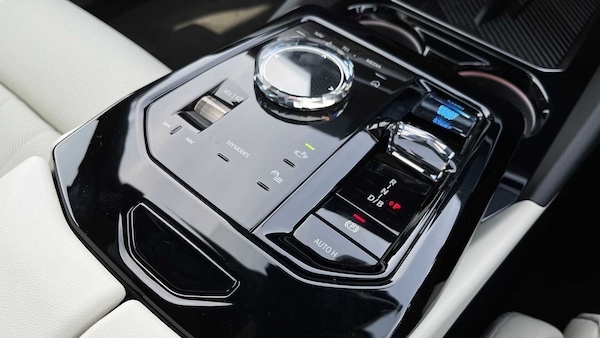 Used BMW i5 2025 for sale - 76075318: Photo 12