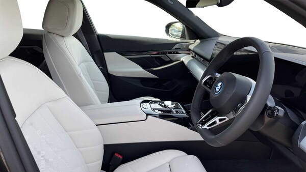Used BMW i5 2025 for sale - 76075318: Photo 13