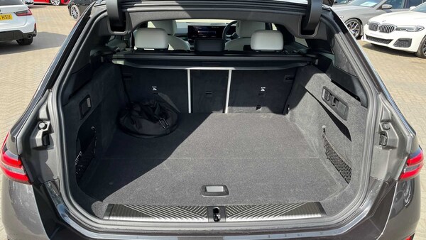 Used BMW i5 2025 for sale - 76075318: Photo 15