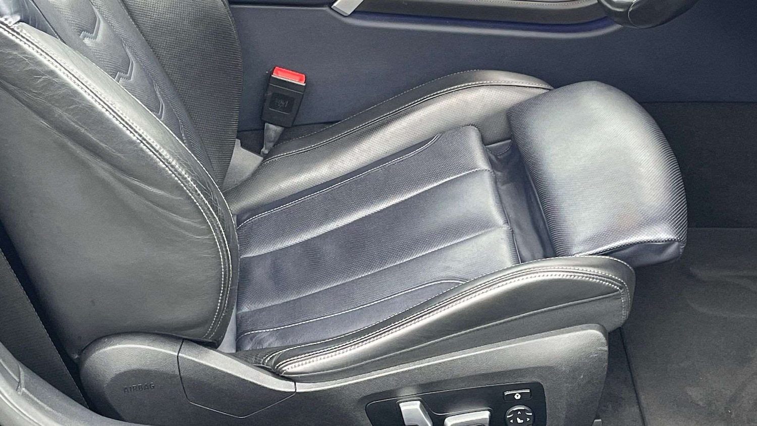 Used BMW 8 Series 2022 for sale - 77093412: Photo 28