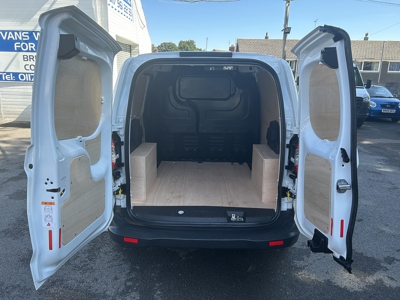 Used Ford Transit Courier 2018 for sale - 76374658: Photo 9