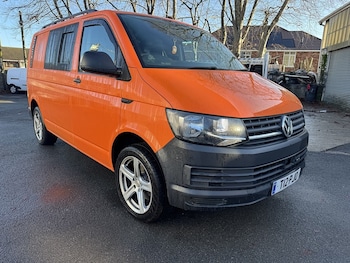 Used Volkswagen Transporter 2017 for sale - 76836663: Photo