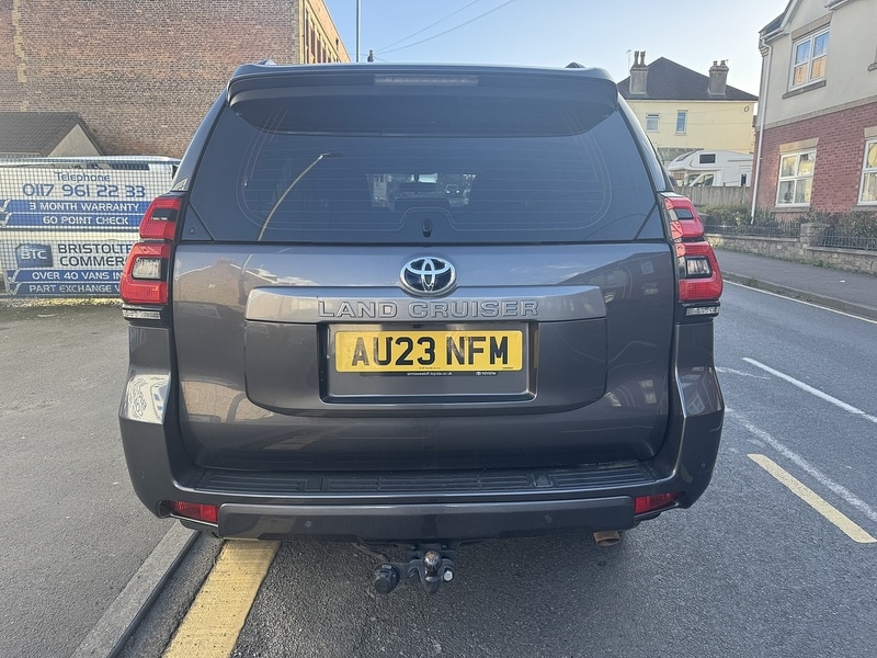 Used Toyota Land Cruiser 2023 for sale - 77891403: Photo 11