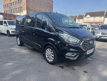 Used Ford Tourneo Custom 2018 for sale - 79297415: Photo
