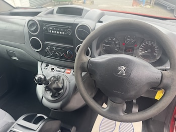Used Peugeot Partner 2012 for sale - 79562121: Photo