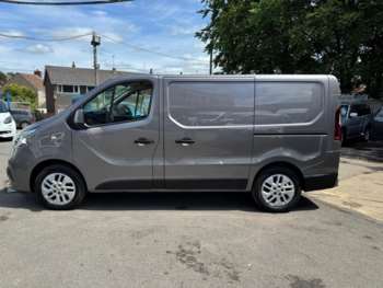 Used Renault Trafic 2019 for sale - 74904394: Photo