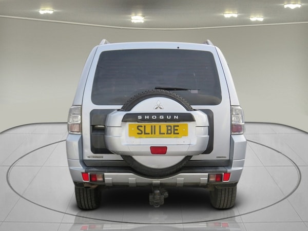 Used Mitsubishi Shogun 2011 for sale - 69994422: Photo 9