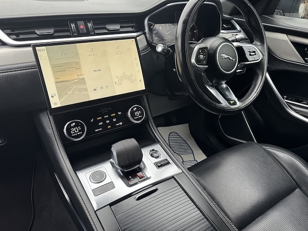 Used Jaguar F-Pace 2021 for sale - 75761353: Photo 12