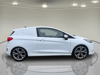 Used Ford Fiesta Van 2021 for sale - 76969782: Photo