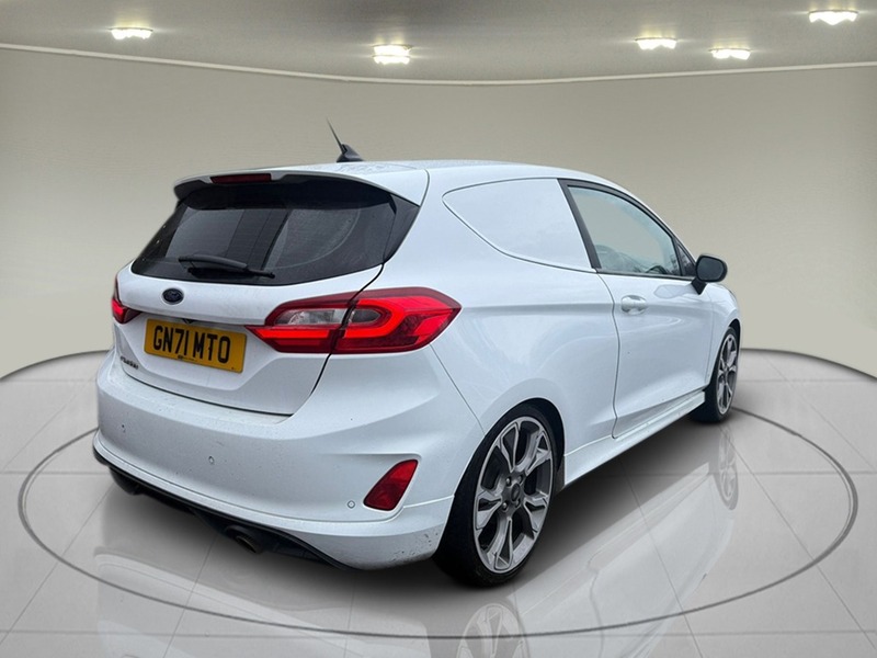 Used Ford Fiesta 2021 for sale - 76969782: Photo 5