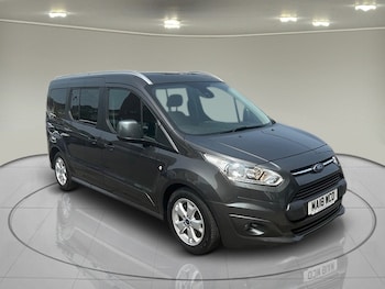 Used Ford Grand Tourneo Connect 2018 for sale - 79254659: Photo