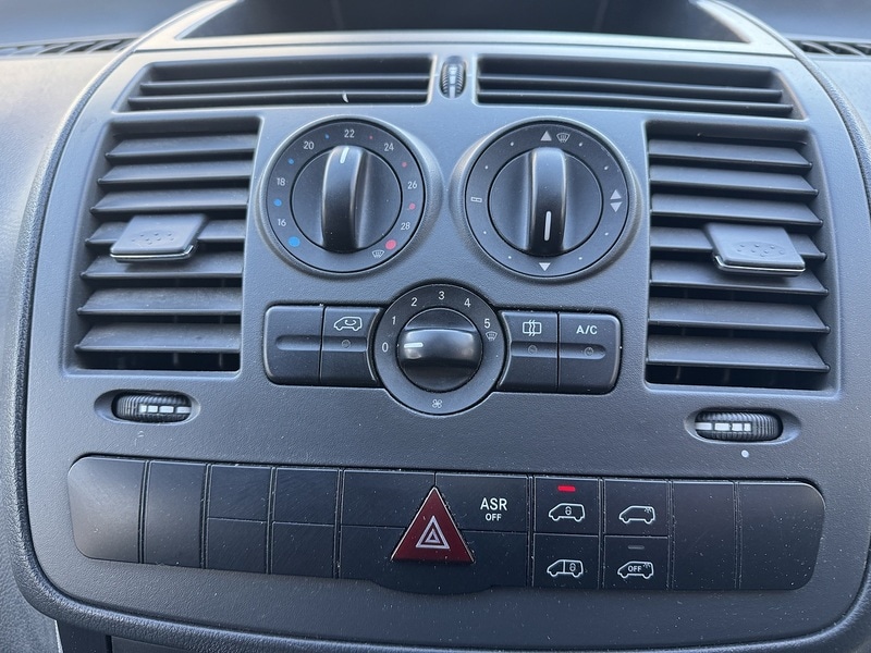 Used Mercedes-Benz Vito 2015 for sale - 76962849: Photo 6