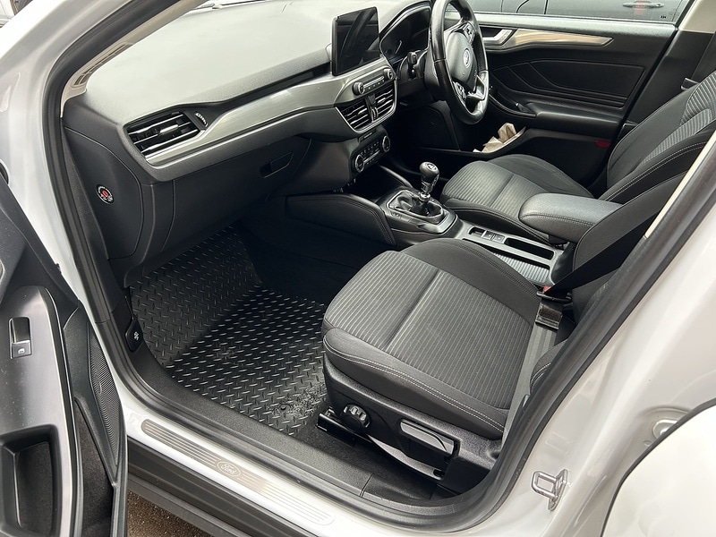 Used Ford Focus 2019 for sale - 76193917: Photo 10