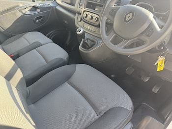 Used Renault Trafic 2021 for sale - 79642549: Photo