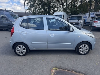 Used Hyundai i10 2013 for sale - 79599448: Photo