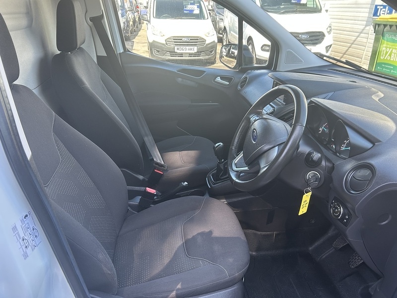 Used Ford Transit Courier 2018 for sale - 77129157: Photo 10
