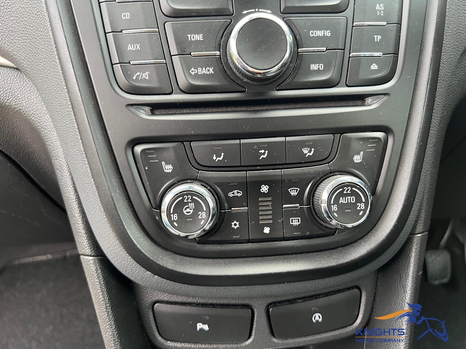 Used Vauxhall Mokka 2015 for sale - 77343864: Photo 48