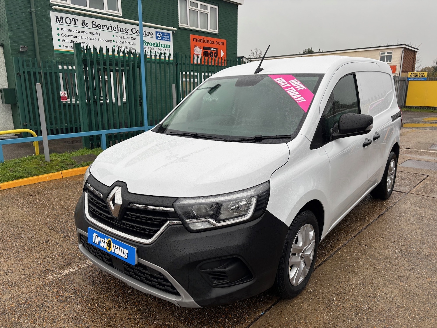 Used Renault Kangoo 2024 for sale - 76578101: Photo 2