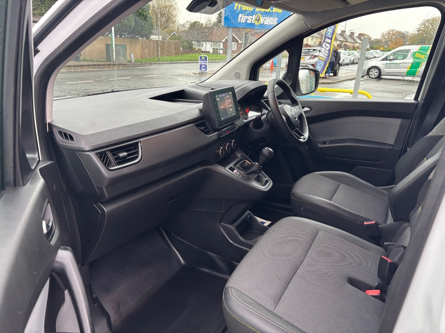 Used Renault Kangoo 2024 for sale - 76578101: Photo 4