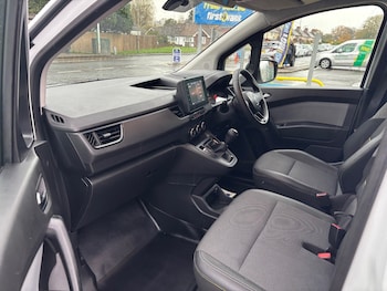 Used Renault Kangoo 2024 for sale - 76578101: Photo