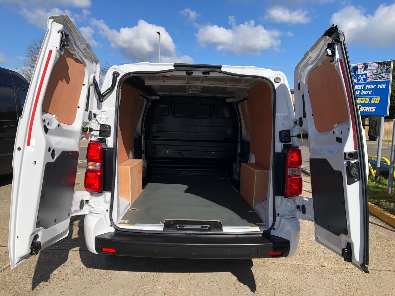 Used Vauxhall Vivaro 2023 for sale - 78026211: Photo 12