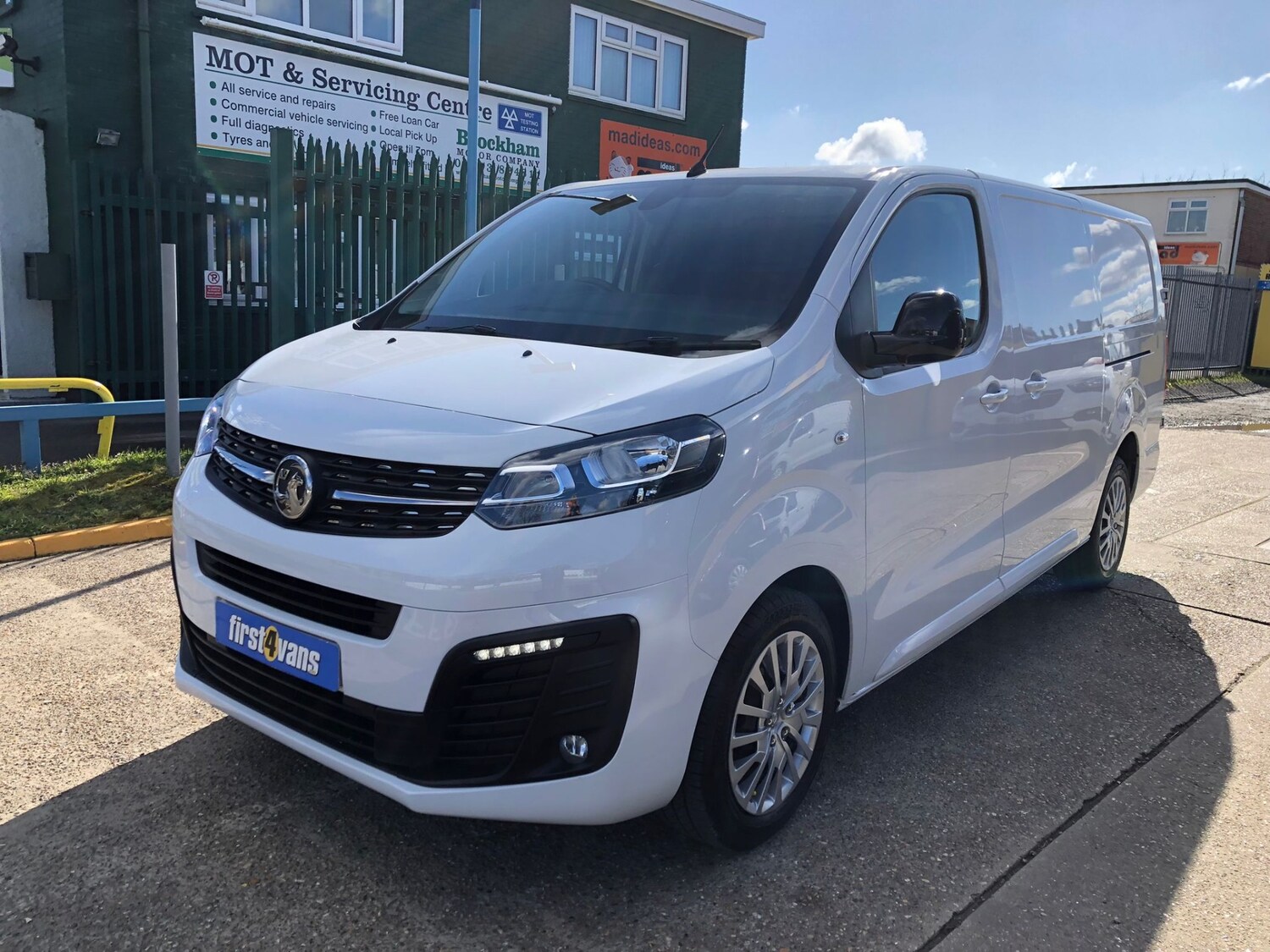 Used Vauxhall Vivaro 2023 for sale - 78026211: Photo 4