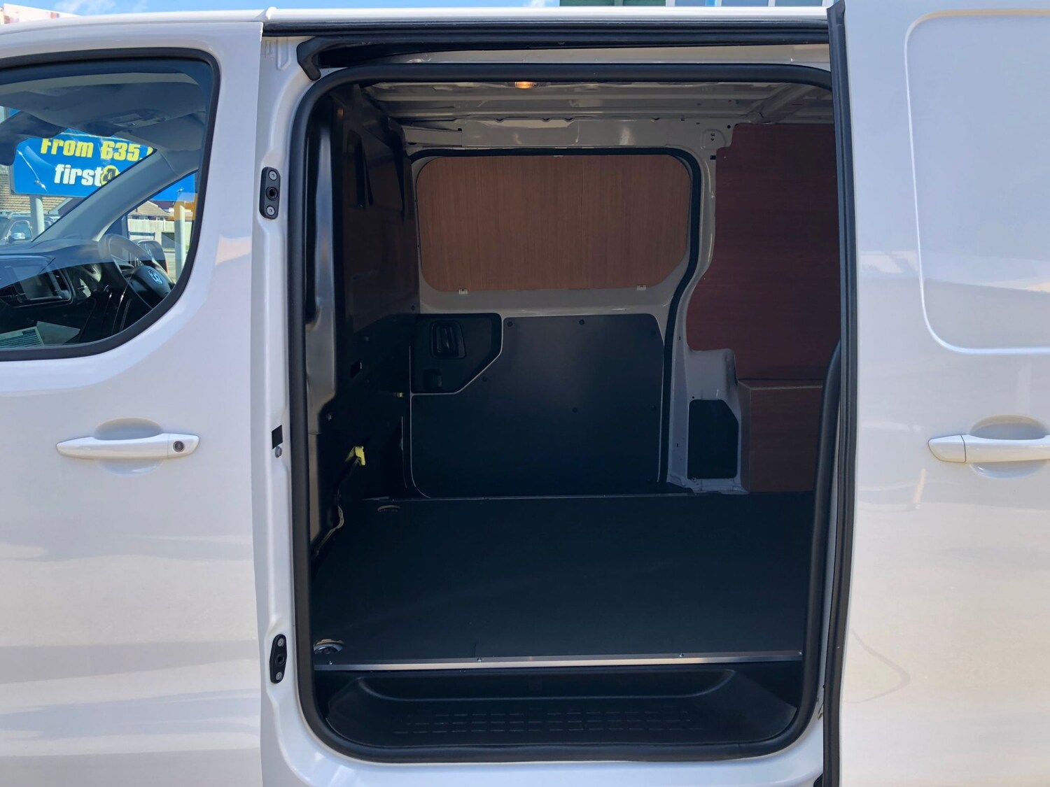 Used Vauxhall Vivaro 2023 for sale - 78026211: Photo 8