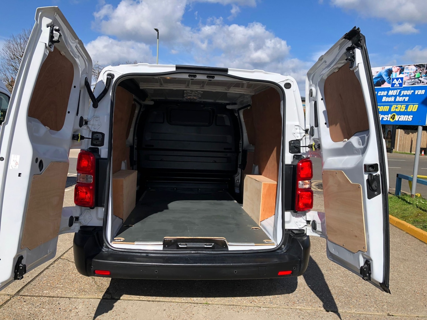 Used Vauxhall Vivaro 2023 for sale - 77888893: Photo 11