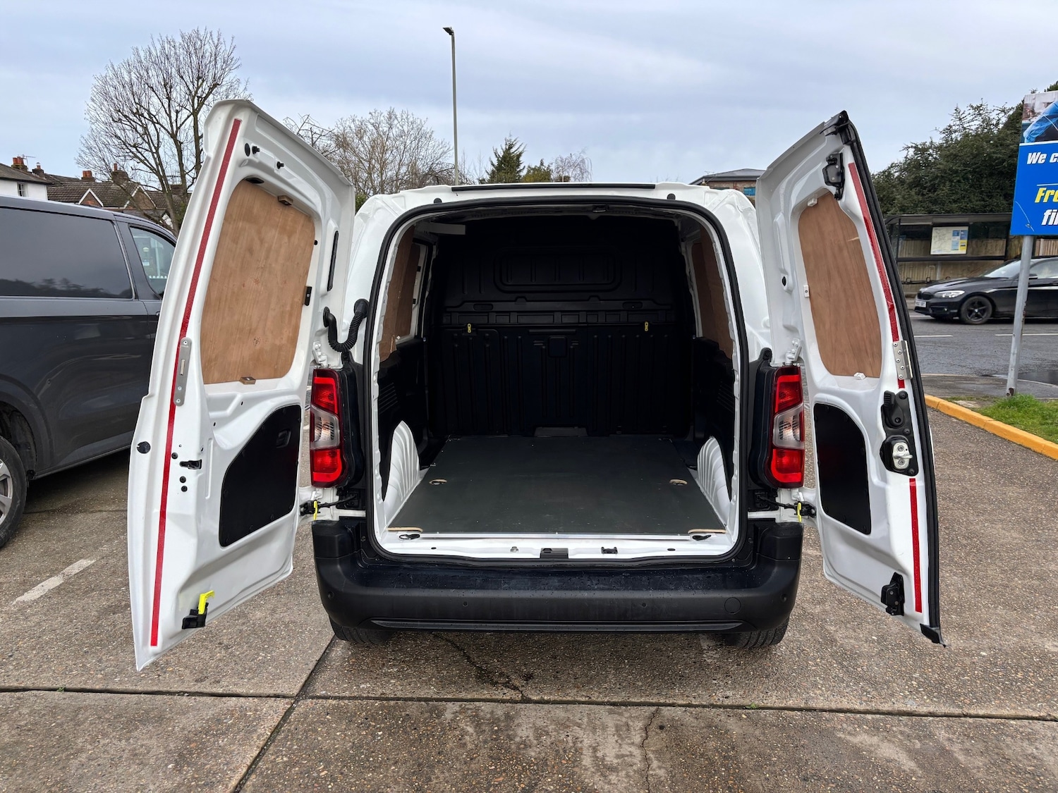 Used Peugeot Partner 2019 for sale - 77864624: Photo 19