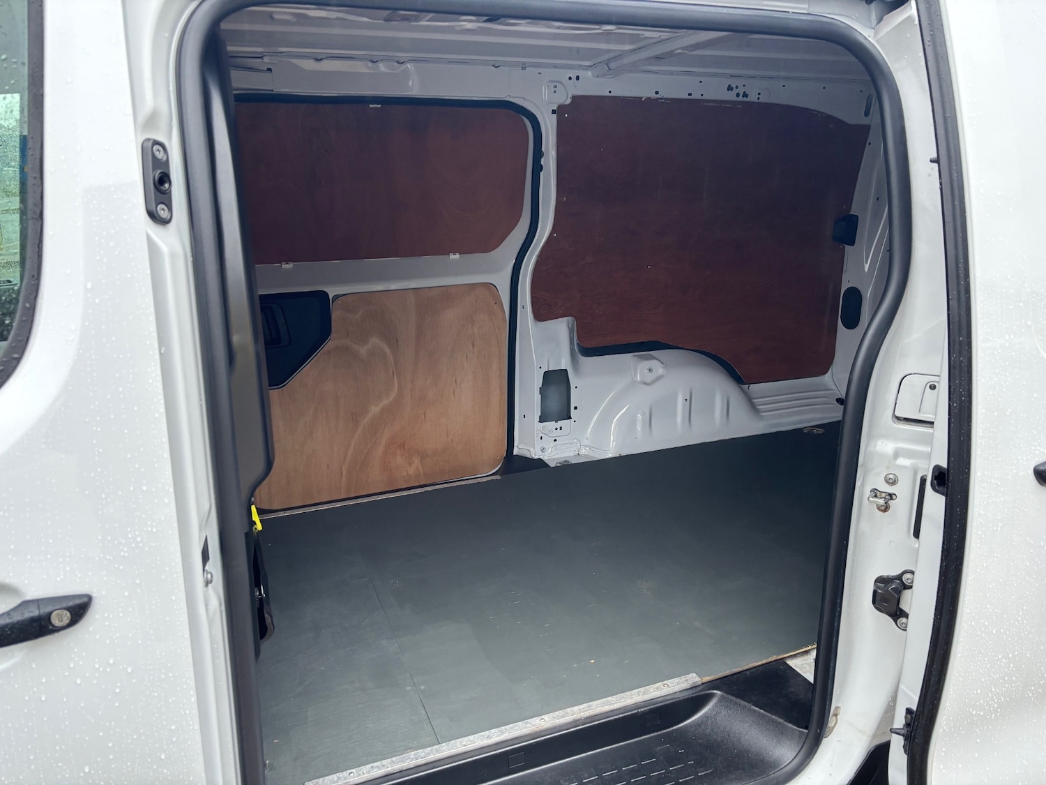 Used Vauxhall Vivaro 2022 for sale - 77416946: Photo 7