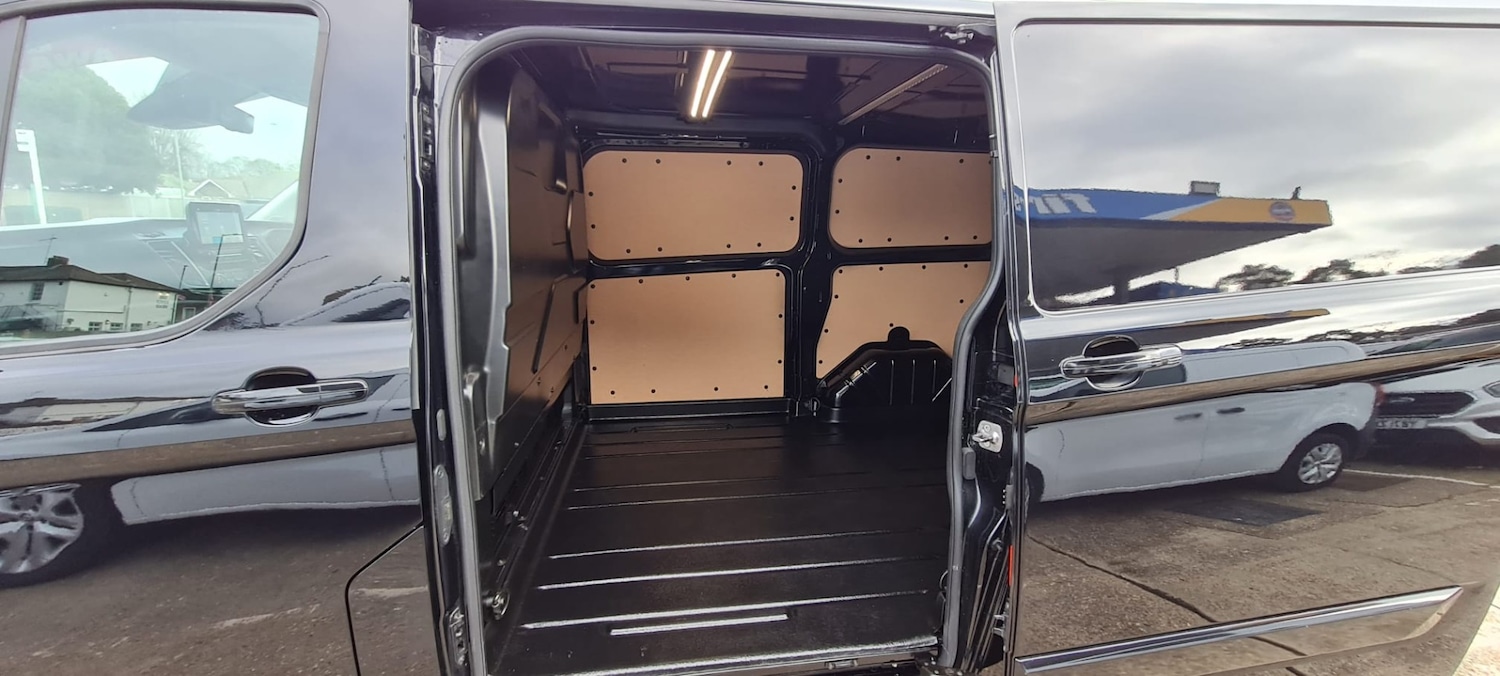 Used Ford Transit Custom 2023 for sale - 77160029: Photo 8