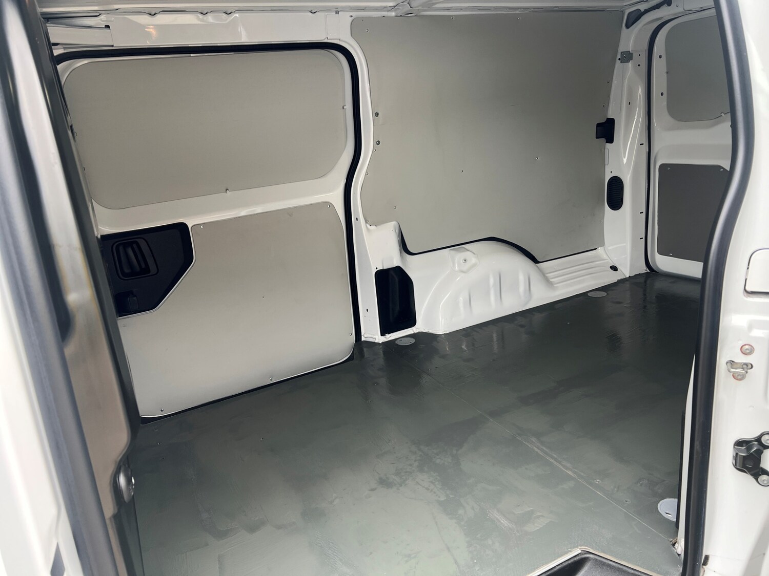 Used Vauxhall Vivaro 2021 for sale - 77846748: Photo 8